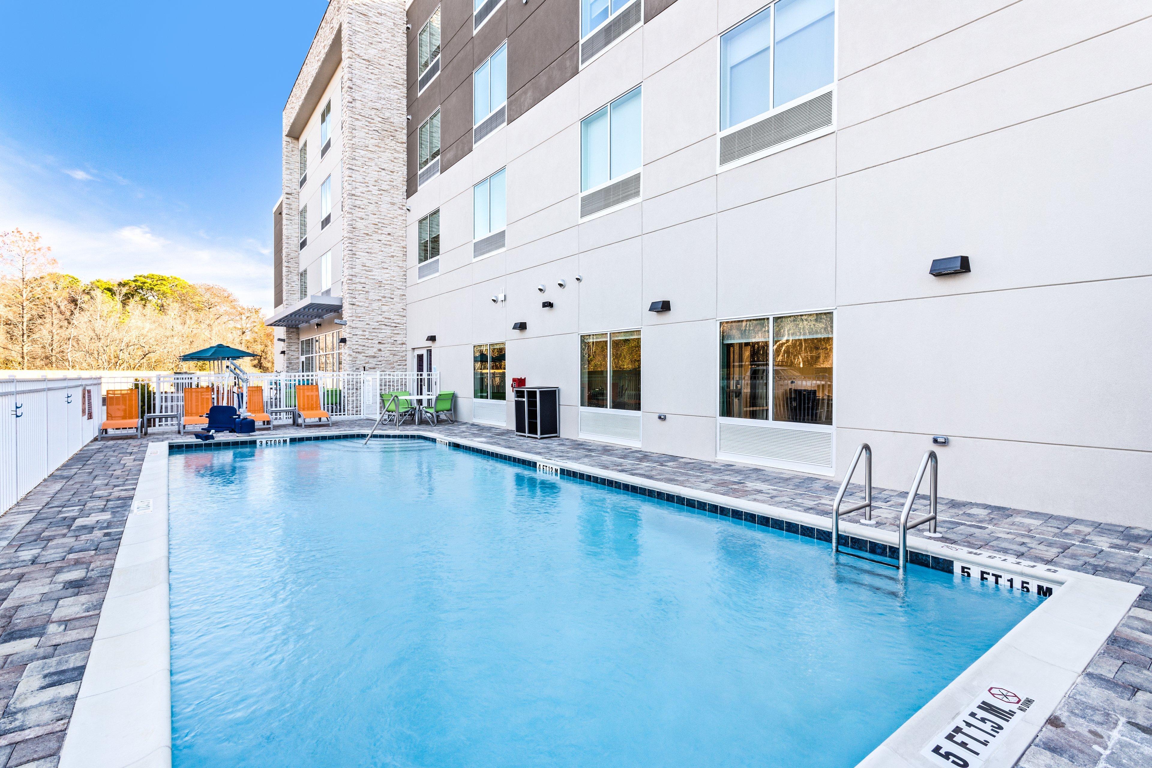Holiday Inn Express & Suites Niceville - Eglin Area By Ihg Exterior foto